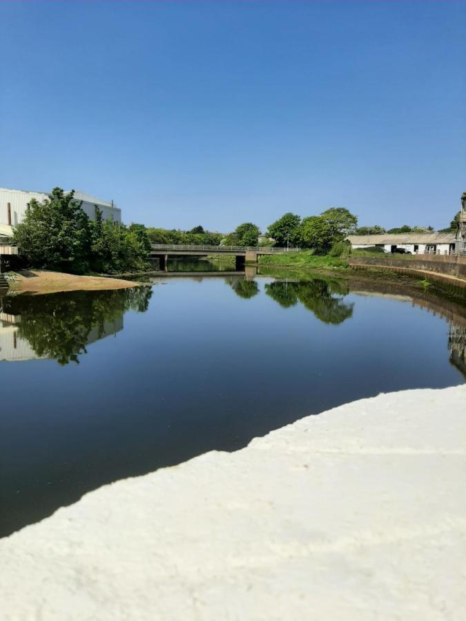 Stunning Riverside Town House With Views Ayrshire Girvan Extérieur photo