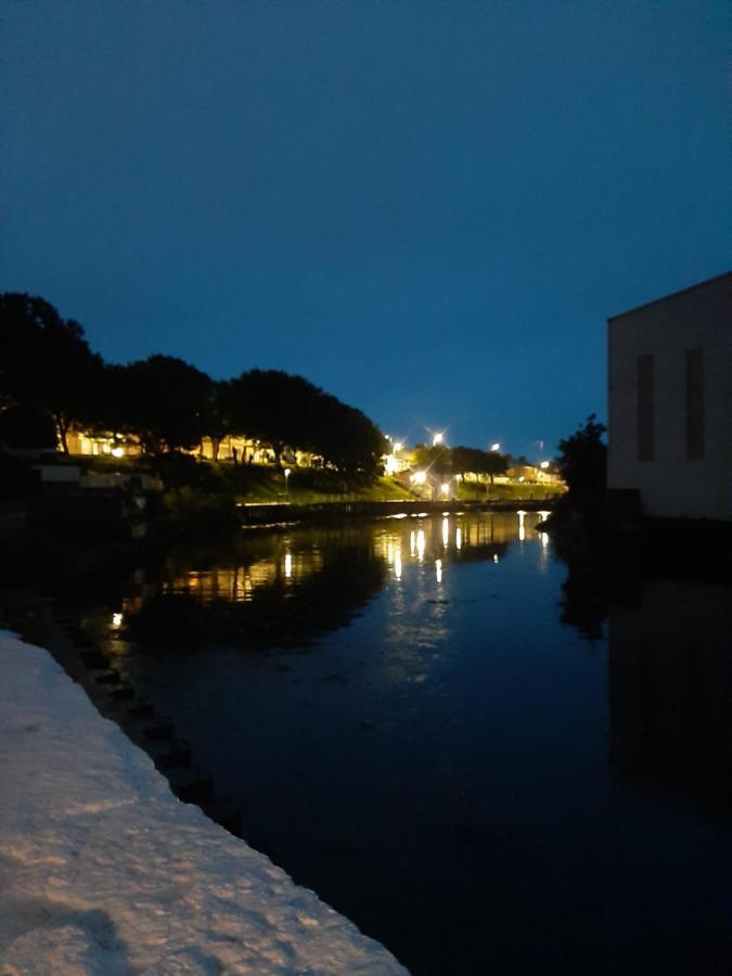 Stunning Riverside Town House With Views Ayrshire Girvan Extérieur photo